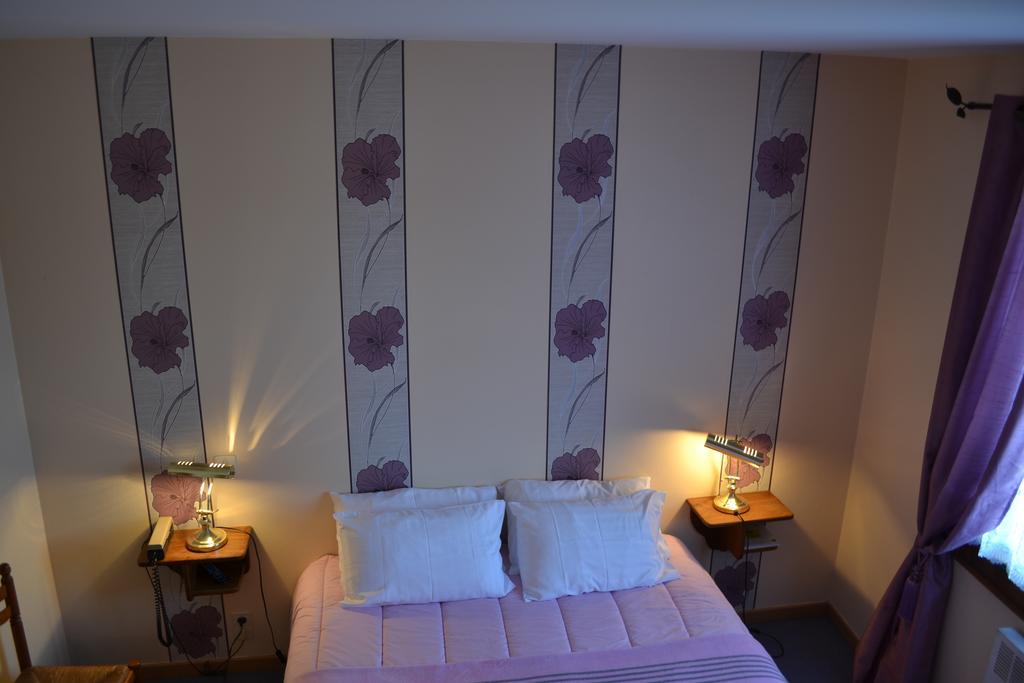 Hotel Restaurant La Braisiere Saint-Romain  Bilik gambar